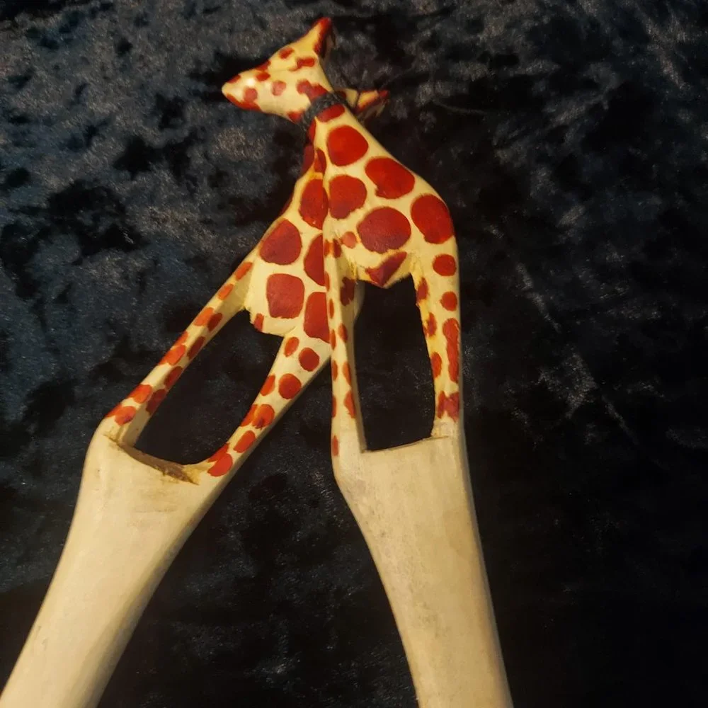 1Set Wooden Giraffe Carved Spoon and Fork set